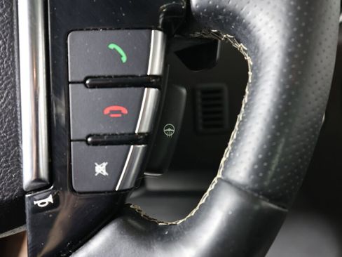 Used 2016 Land Rover LR4 HSE LUX image 35