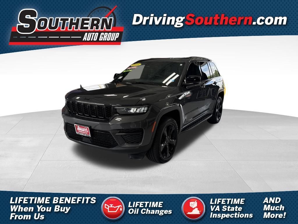 Used 2025 Jeep Grand Cherokee Altitude AWD/4WD 360° Tour