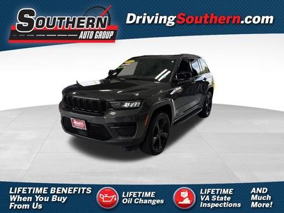 Used 2025 Jeep Grand Cherokee Altitude