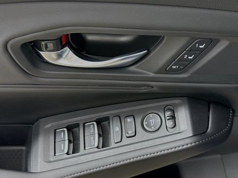 Used 2024 Honda Accord Sport image 22