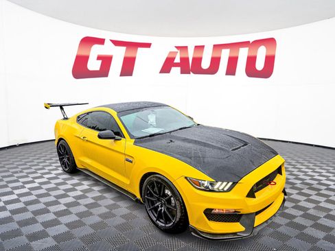 Used 2018 Ford Mustang Shelby GT350 image 1