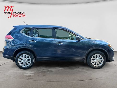 Used 2015 Nissan Rogue S AWD/4WD image 5