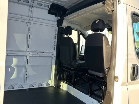 Used 2023 RAM ProMaster 2500 image 26