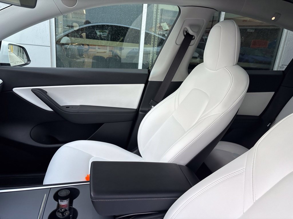 Used 2022 Tesla Model Y Performance AWD/4WD image 4