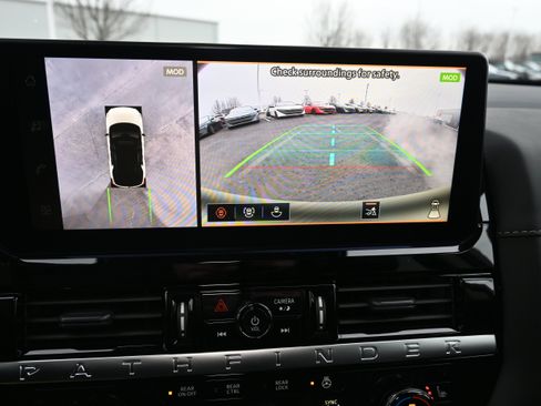 New 2026 Nissan Pathfinder SL image 26