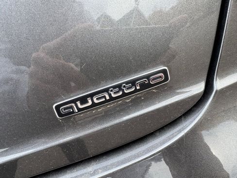 Used 2019 Audi Q8 Prestige image 15