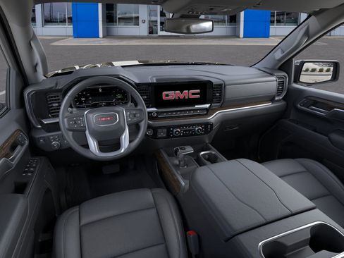 New 2026 GMC Sierra 1500 SLT image 8
