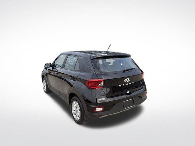 Used 2026 Hyundai Venue SE FWD image 5