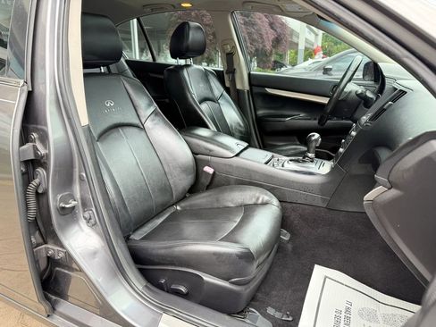 Used 2013 INFINITI G37 x Sedan w/ Premium Pkg AWD/4WD image 37