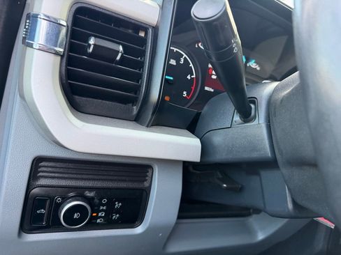 Used 2024 Ford F250 XLT image 27