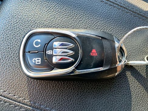 Used 2025 Buick Encore GX Preferred image 22