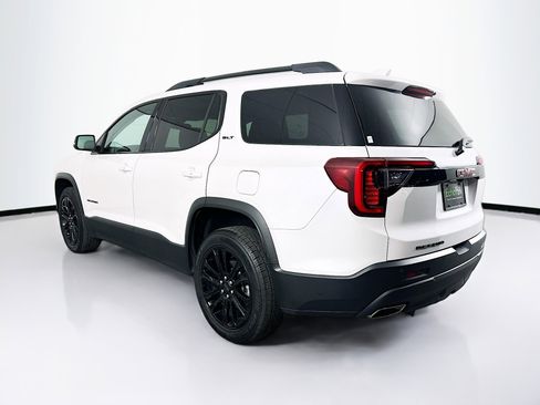 Used 2023 GMC Acadia SLT w/ Elevation Edition image 5