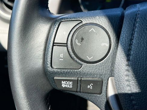 Used 2016 Toyota RAV4 XLE image 12