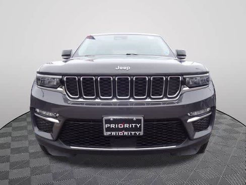 Used 2023 Jeep Grand Cherokee Limited image 5
