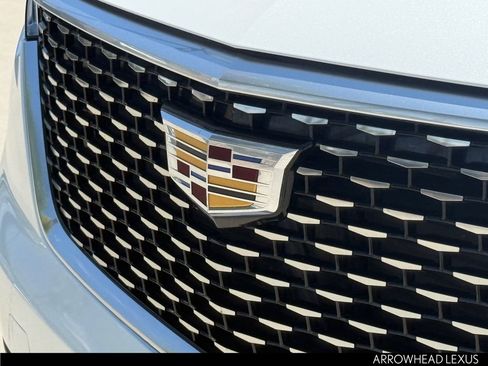 Used 2021 Cadillac XT6 Premium Luxury FWD image 32