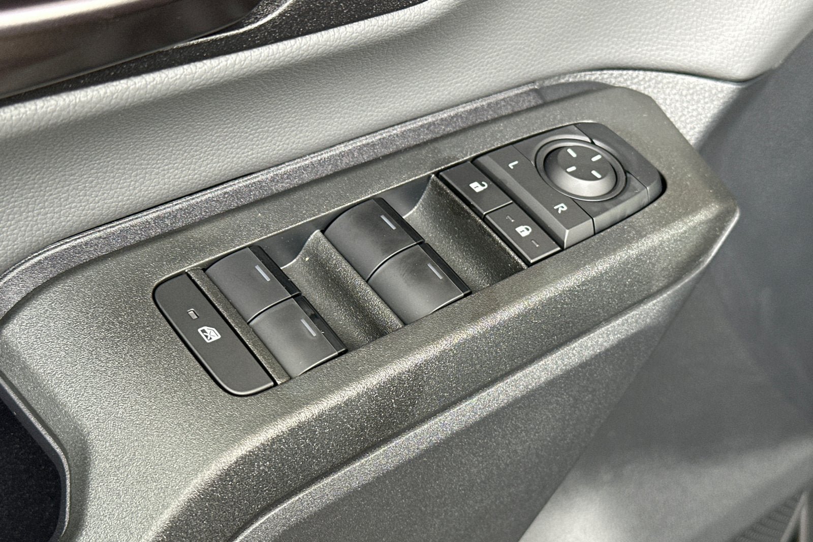 New 2026 Toyota RAV4 SE FWD image 13