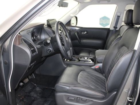 Used 2024 Nissan Armada Platinum w/ Captain's Chairs Package image 22