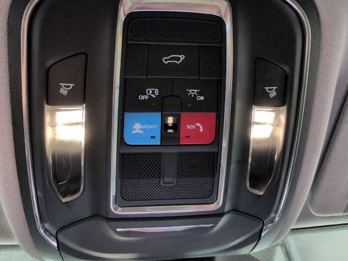 Used 2023 Jeep Grand Cherokee Limited AWD/4WD image 28