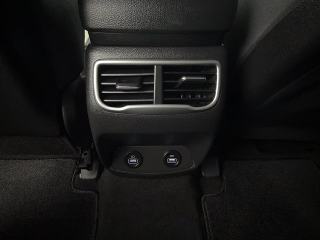 Used 2023 Hyundai Santa Fe SEL AWD/4WD image 29