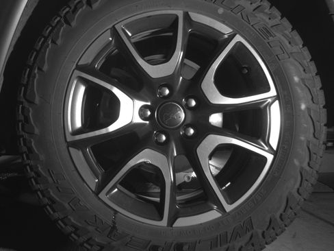 Used 2025 Jeep Compass Trailhawk image 14