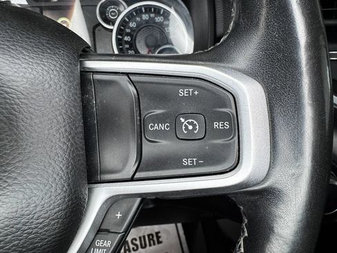 Used 2019 RAM 1500 Big Horn AWD/4WD image 16