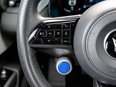 Used 2024 Maserati Grecale GT AWD/4WD image 16