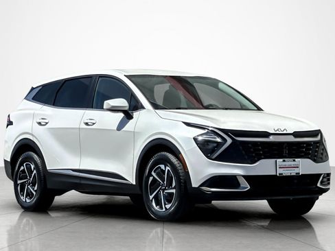 Used 2023 Kia Sportage LX image 7