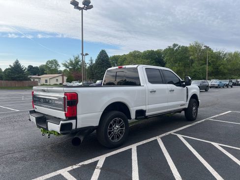 Used 2024 Ford F250 Limited w/ FX4 Off-Road Package AWD/4WD image 5