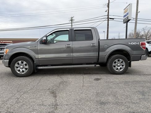 Used 2011 Ford F150 Lariat w/ Lariat Chrome Pkg image 3