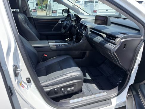 Used 2019 Kia Soul + FWD image 47