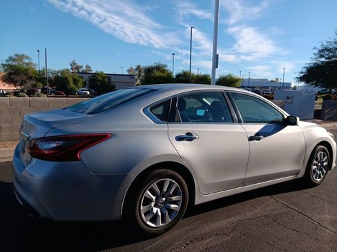 Used 2018 Nissan Altima 2.5 S w/ S Convenience Package image 5