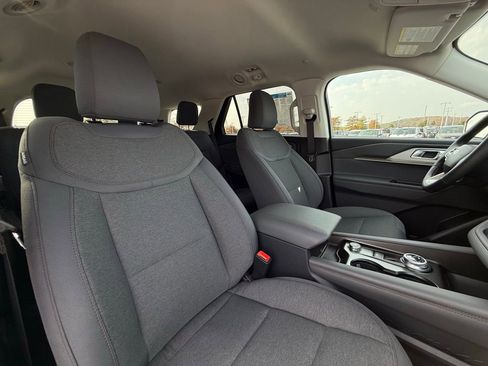 New 2026 Ford Explorer Active image 31