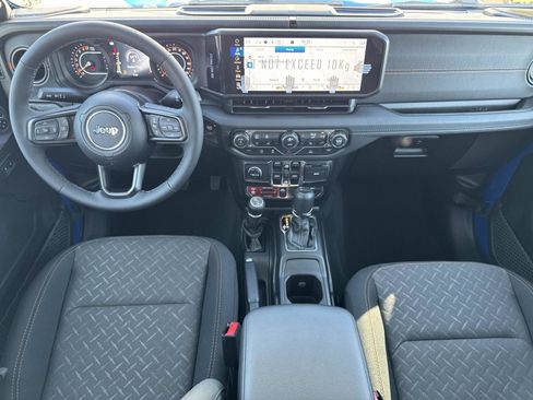 New 2026 Jeep Gladiator Mojave image 6