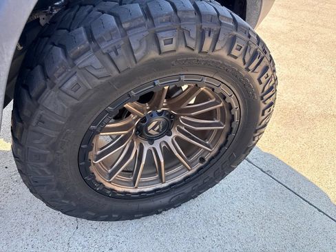 Used 2025 Ford Bronco Big Bend AWD/4WD image 16