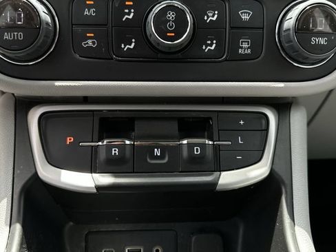 Certified 2023 GMC Terrain SLE w/ Driver Convenience Package FWD image 25