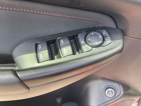 Used 2024 Chevrolet TrailBlazer RS w/ Convenience Package FWD image 19