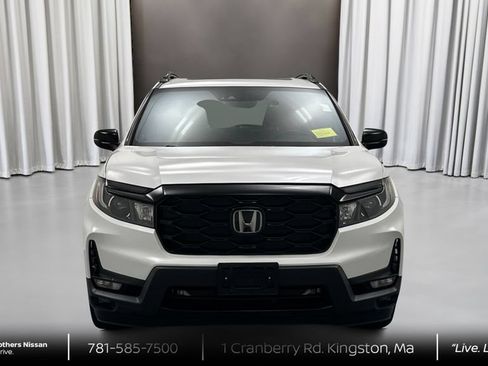 Used 2023 Honda Passport Elite image 2
