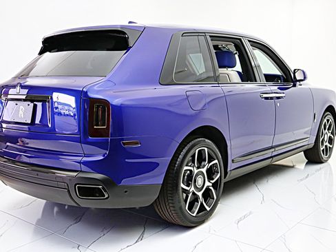 Used 2023 Rolls-Royce Cullinan Black Badge w/ Driver's Package AWD/4WD image 10
