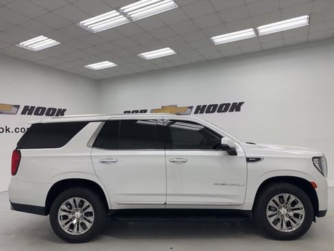Used 2021 GMC Yukon Denali AWD/4WD image 4