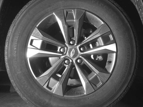 Used 2025 Chevrolet Equinox LT image 13