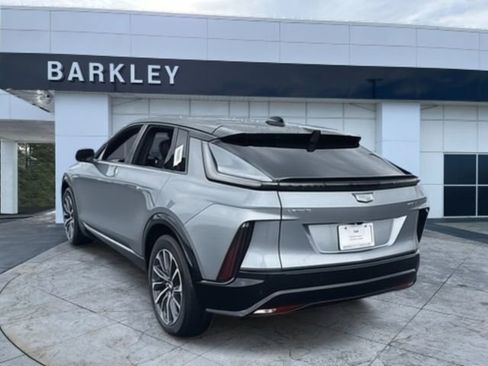 New 2025 Cadillac Lyriq Sport image 5