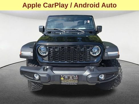 Used 2025 Jeep Wrangler Sport AWD/4WD image 4