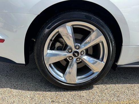 Used 2019 Ford Mustang GT Premium image 20