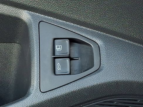 Used 2021 Volkswagen Jetta SE w/ SE Cold Weather Package image 28