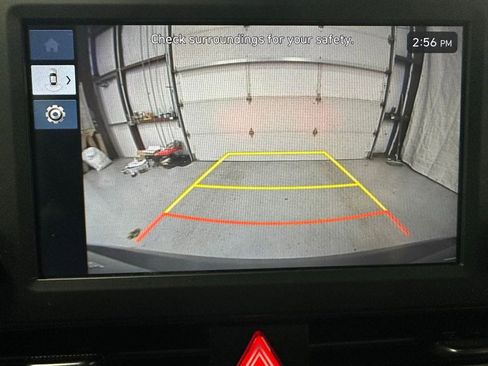 Used 2025 Hyundai Elantra Sport image 32