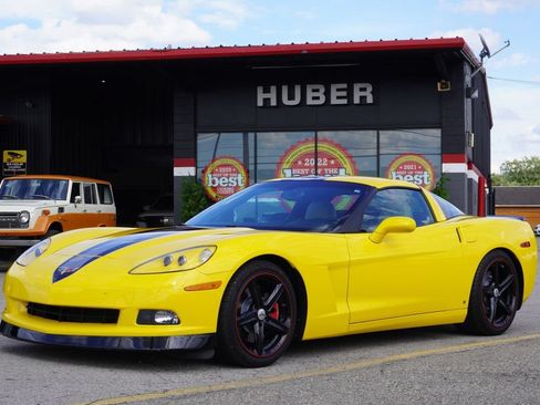 Used 2008 Chevrolet Corvette Coupe w/ Preferred Equipment Group RWD image 1