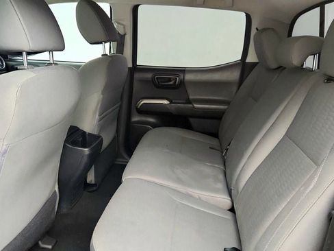 Used 2018 Toyota Tacoma SR5 image 20