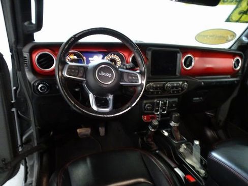 Certified 2023 Jeep Wrangler Unlimited Rubicon w/ LED Lighting Group image 5