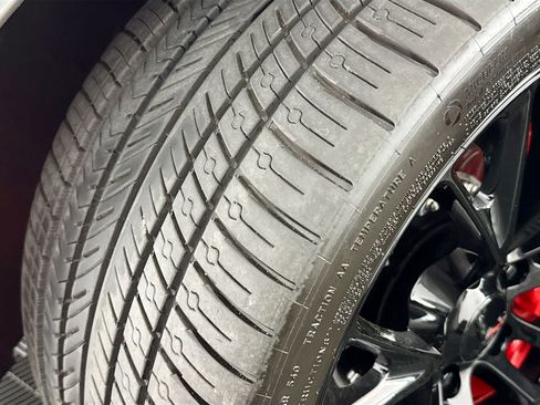 Used 2019 Chevrolet Corvette Z06 RWD image 41