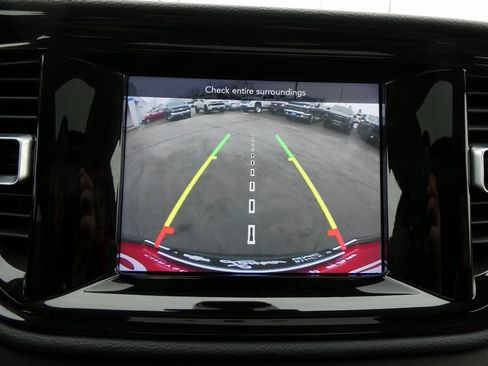 Used 2022 Dodge Durango SXT w/ Trailer Tow Group IV image 32